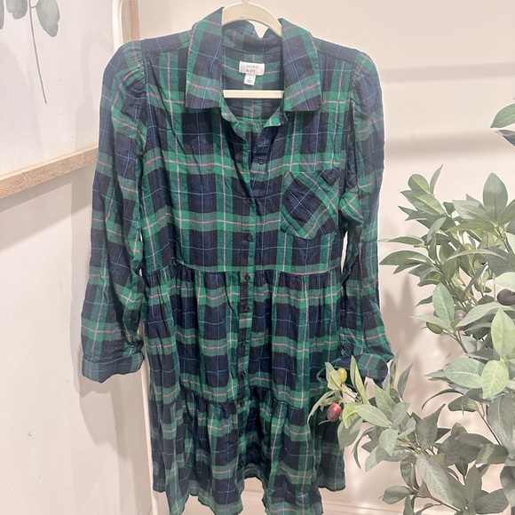 crown & ivy Dresses & Skirts - Crown & Ivy Green and Navy Plaid Shirt